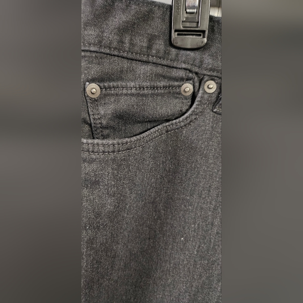 Banana Republic Men's Slim Jeans in Charcoal Gray - Picture 5 of 10